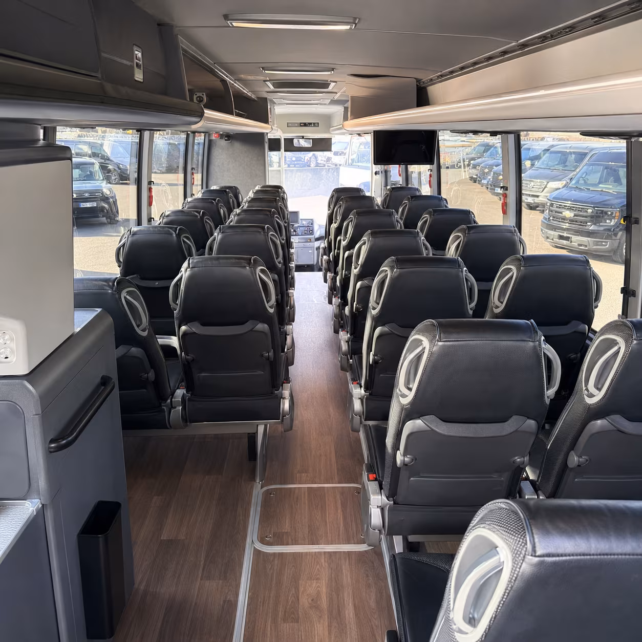 charter buses for cincinnati museum center field trips