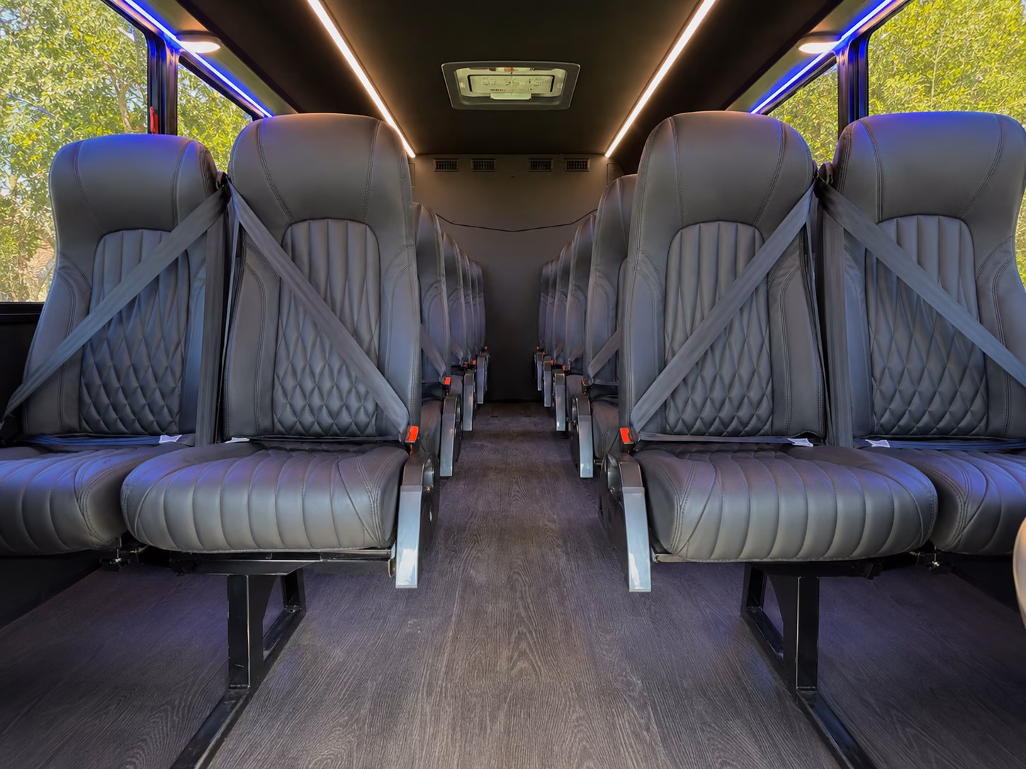 cincinnati 20 passenger minibus inside