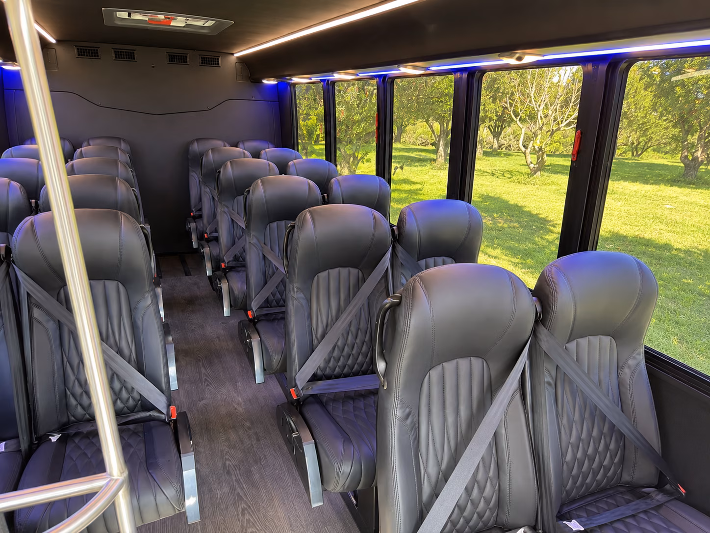 cincinnati 20 passenger minibus interior