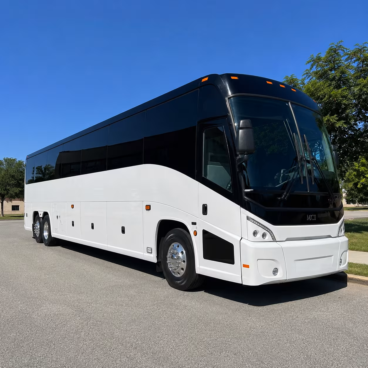 cincinnati 40 passenger charter bus