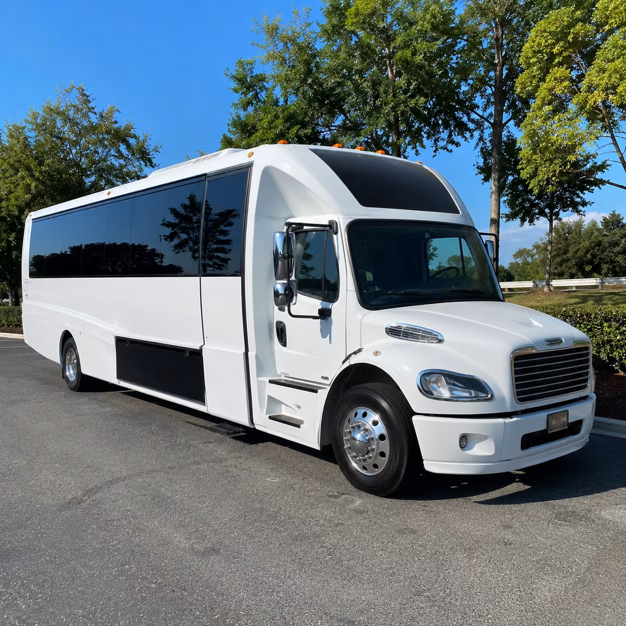 cincinnati new years eve party bus rental