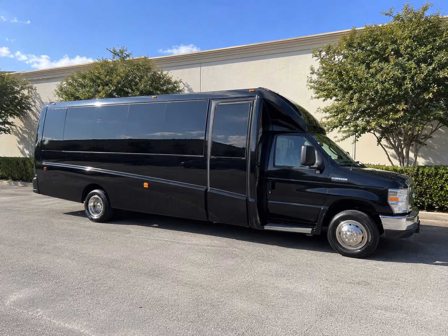 school field trip and group event buses across cincinnati